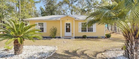 House (2 Bedrooms) | Front of property
