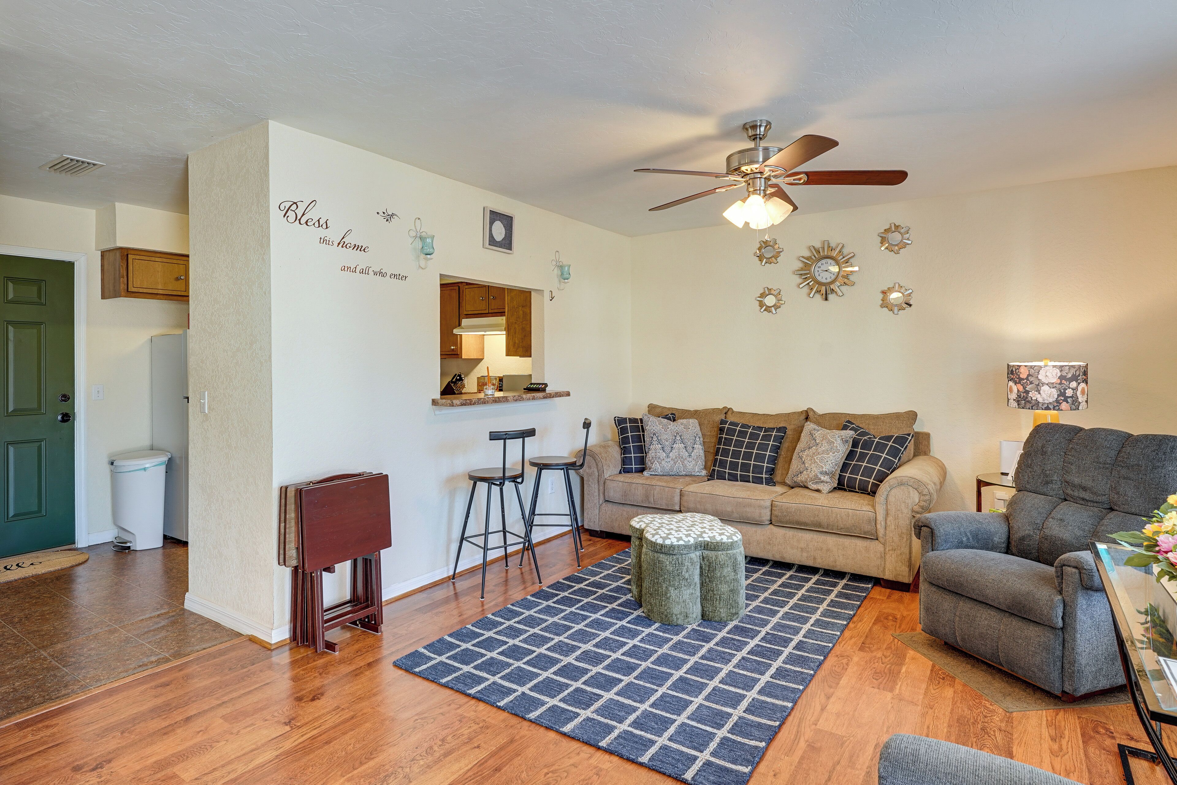 House (2 Bedrooms) | Interior