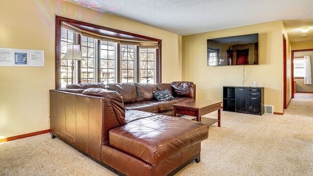Unclassified image, 1 of 26, button - 12 Mi to St Paul: Pet-friendly Home w/ Backyard (Cottage Grove)
