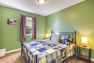 House (4 Bedrooms) | Interior