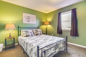 Interior - Lebanon Fishing Retreat w/ Fire Pit: Pets Welcome! (Lebanon)