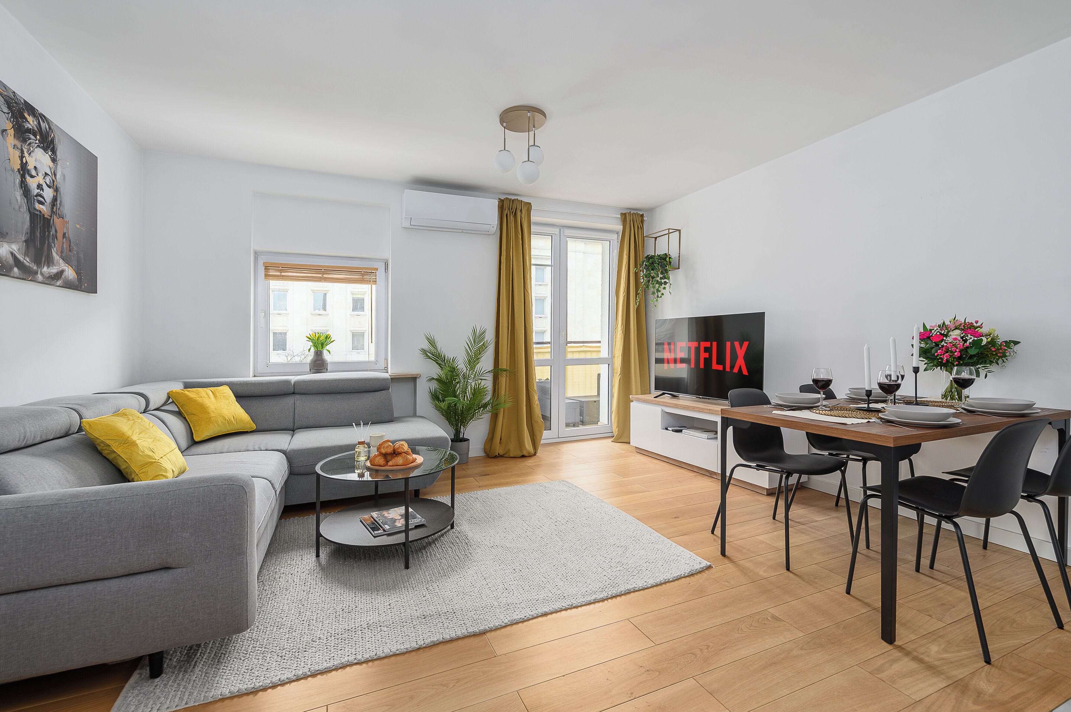 Appartement Confort, balcon, vue cour intérieure | Bureau, espace de travail pour ordinateur portable