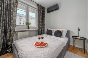 Comfort Apartment, Balcony, Courtyard View - Lumina lux apart in the center of Warsaw (Warsaw)