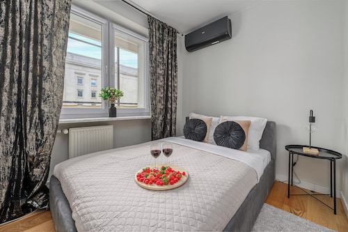 Lumina lux apart in the center of Warsaw