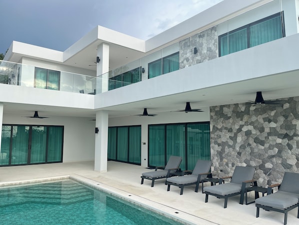 Villa, 5 Bedrooms, Smoking, Private Pool | Pool | Outdoor pool - Luxurious 5-bedroom Villa Overlooking Pattaya City (Bang Lamung)