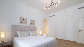 Bügeleisen/Bügelbrett, WLAN, Bettwäsche