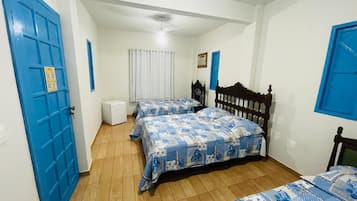 Suite estándar, varias camas, baño privado, planta ejecutiva | Wifi gratis