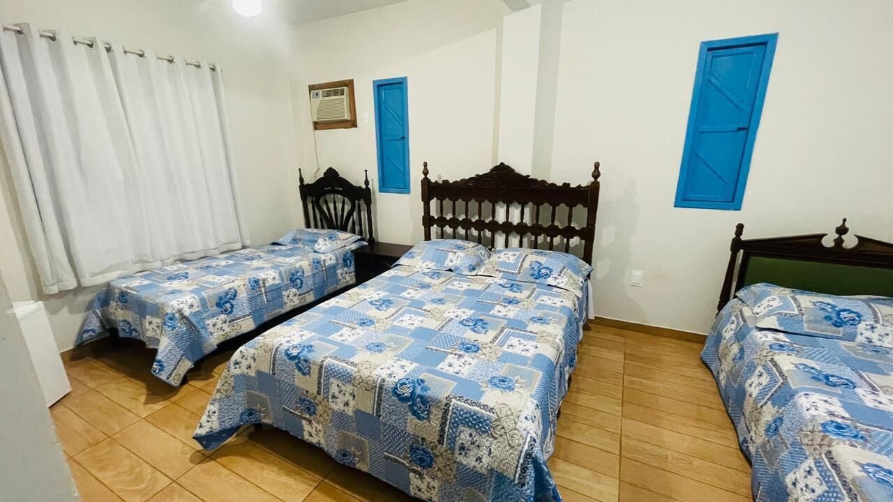 Standard Suite, Multiple Beds, Private Bathroom, Executive Level