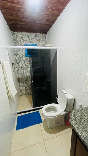 Superior Suite, Private Bathroom, Executive Level | Bathroom | Shower, free toiletries, towels, soap - Vale das Rainhas Pousada Santo Amaro BA (Santo Amaro)