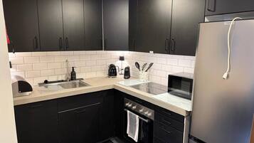 Apartment, 1 Bedroom, Mountain View | Interior