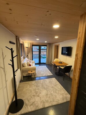 Appartement, 1 chambre, vue montagne | Salle de séjour