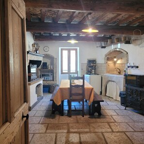 Dining - Hélène's house (Salles-sous-Bois)