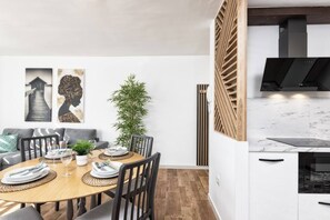 Dining - La Zarza - modern 2 bedroom apartment (Los Llanos)