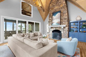 Smart TV - Stunning river view home in Marsh Cottage (Kiawah Island)