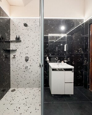 Hair dryer, towels, soap, toilet paper - The Duke- Premium 3BHK at Banjara Hills, Rd no. 13, Hyderabad. (Hyderabad)