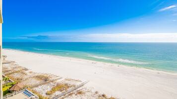 Condo, 3 Bedrooms | Beach | Beach nearby