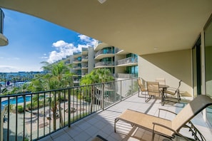 Apartment, 2 Schlafzimmer | Speisen im Freien