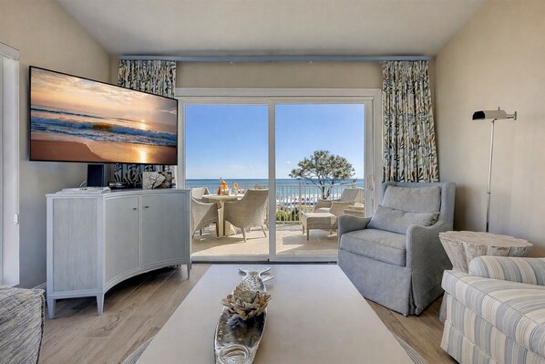 Smart TV - 512 Shorewood - Oceanfront Penthouse Retreat with Unbeatable Beach Views (Hilton Head Island)