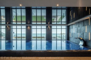 Indoor pool, open 9:00 AM to 10:00 PM, sun loungers - Baltic Infinity (Międzyzdroje)