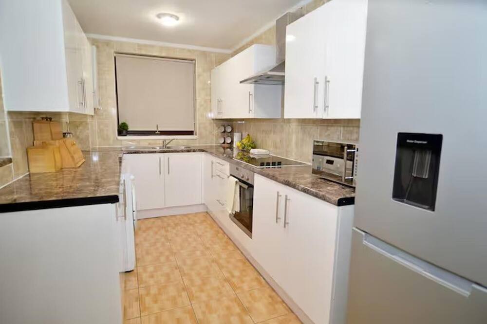 Family- Near Lcy Airport- Sleeps 6- Parking- Wi-fi - Banyards