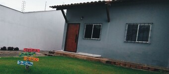 Two-bedroom house very close to the beaches, shopping mall, and water park.