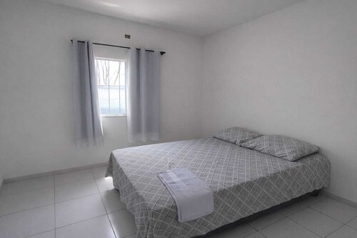 Two-bedroom house very close to the beaches, shopping mall, and water park.