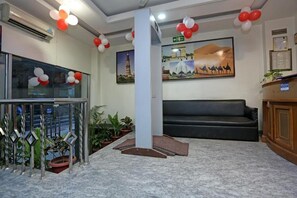 Living area - Hotel Flight Path Near IGI Airport (New Delhi)