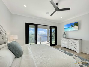 4 bedrooms, iron/ironing board, WiFi, bed sheets - Waterfront Luxury Home for 12 | Pool | Fireplace (Gulf Shores)