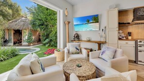 Smart TV - **CASA DEL MONO @ MIDTOWN** Stunning Private Home & Pool + LAST KEY SERVICES… (Key West)