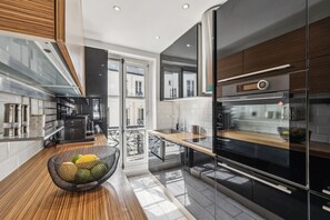 City Apartment, 3 Bedrooms, Non Smoking, Courtyard View | Private kitchen | Espresso maker, coffee/tea maker, electric kettle, toaster - Stylish 3BR Near Tuileries Gardens (Paris)
