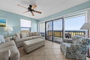 Smart TV - Charming 2-bedroom Oceanfront condo in St. Augustine (Saint Augustine)