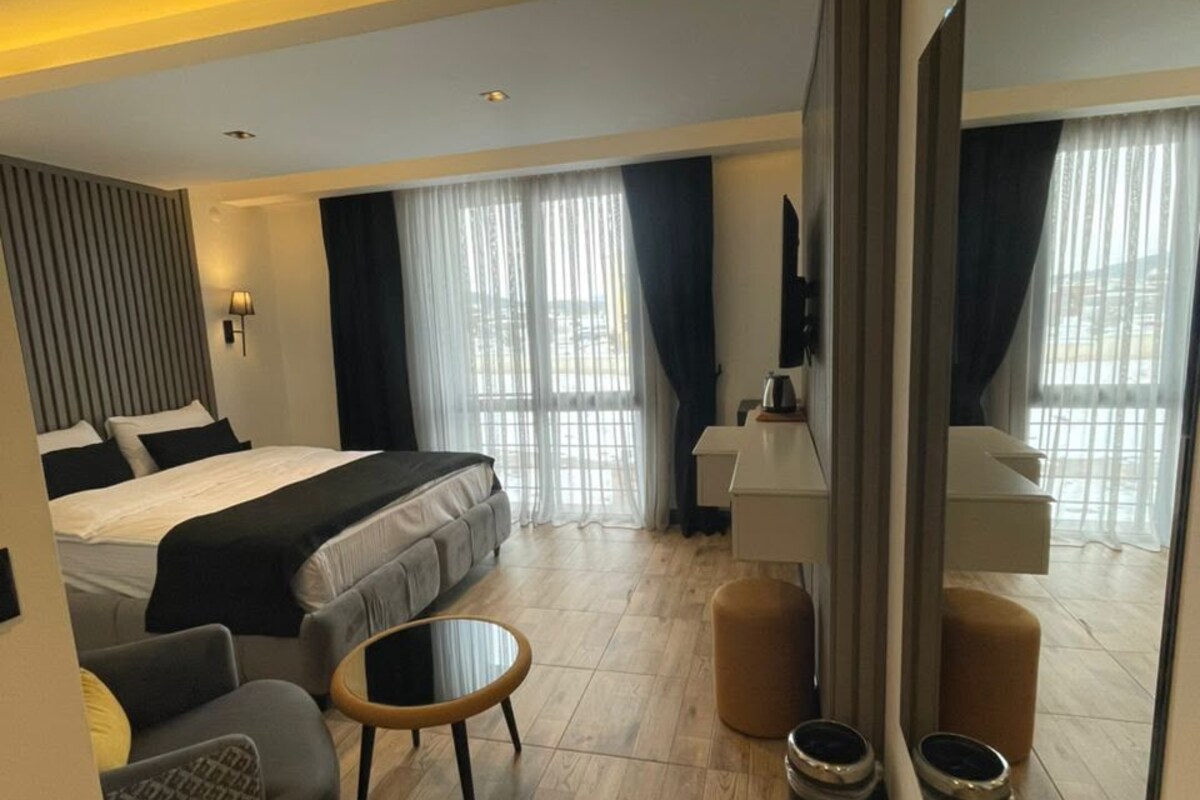 Standard-Doppelzimmer, Stadtblick | Hochwertige Bettwaren, Bettwäsche