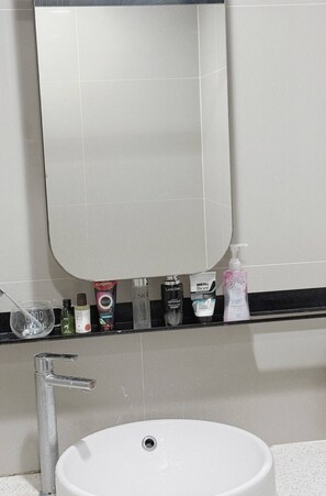 Room, 1 Bedroom, Balcony, Garden View | Bathroom - Room-next to the Subway, Huaikhwang's mo (Bangkok)