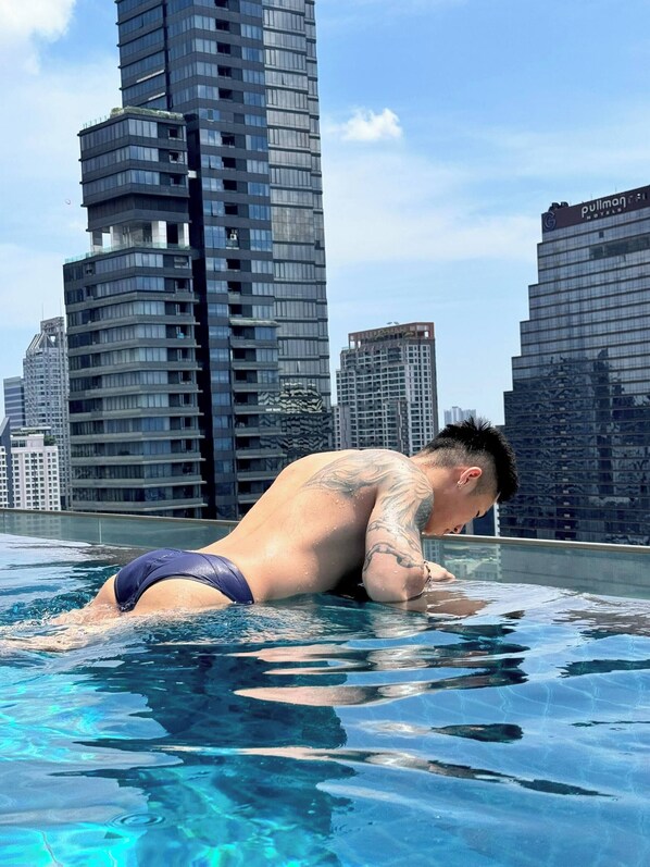 Room, 1 Bedroom, Balcony, Garden View | Pool