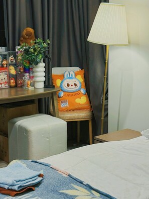 Room, 1 Bedroom, Balcony, Garden View | 1 bedroom - Room-next to the Subway, Huaikhwang's mo (Bangkok)