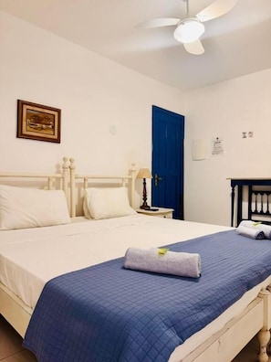 Habitación con 1 cama doble o 2 individuales | Wifi gratis