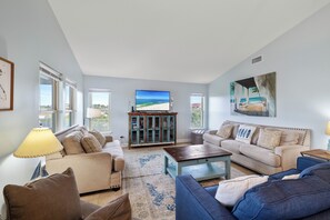 TV - Extra R&R by Liquid Life (Orange Beach)