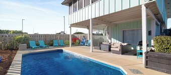 Beach Please by Liquid Life