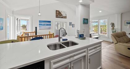 Beach Please by Liquid Life