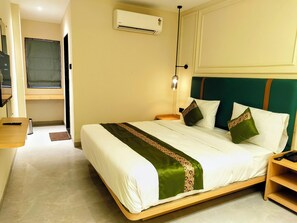 Habitación superior, vistas a la ciudad | Wifi gratis