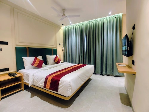 Kubo by Convivial Hotels