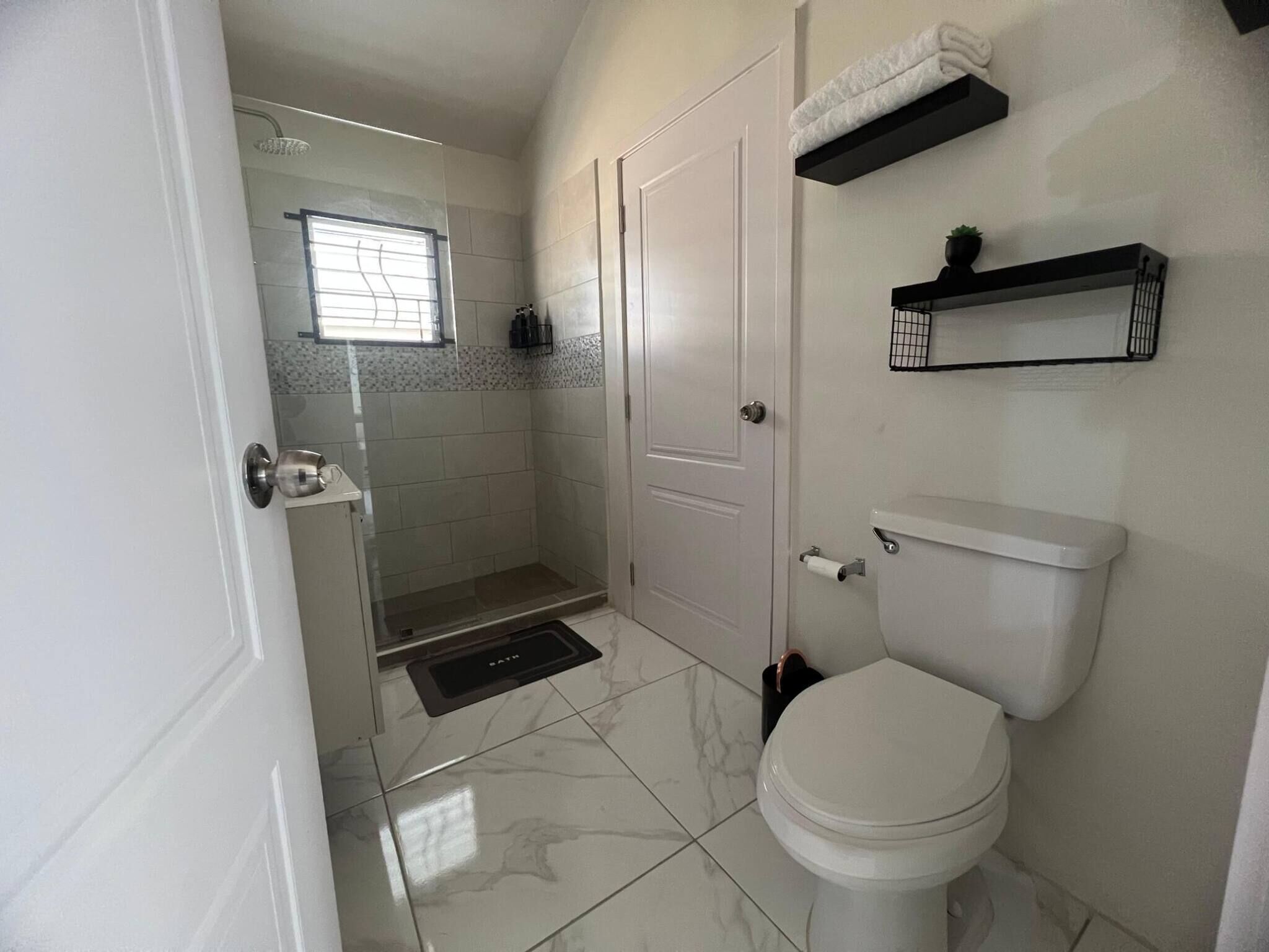 House, 2 Bedrooms | Bathroom