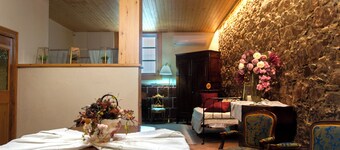 Exclusive and Sophisticated Flat near Barcelona