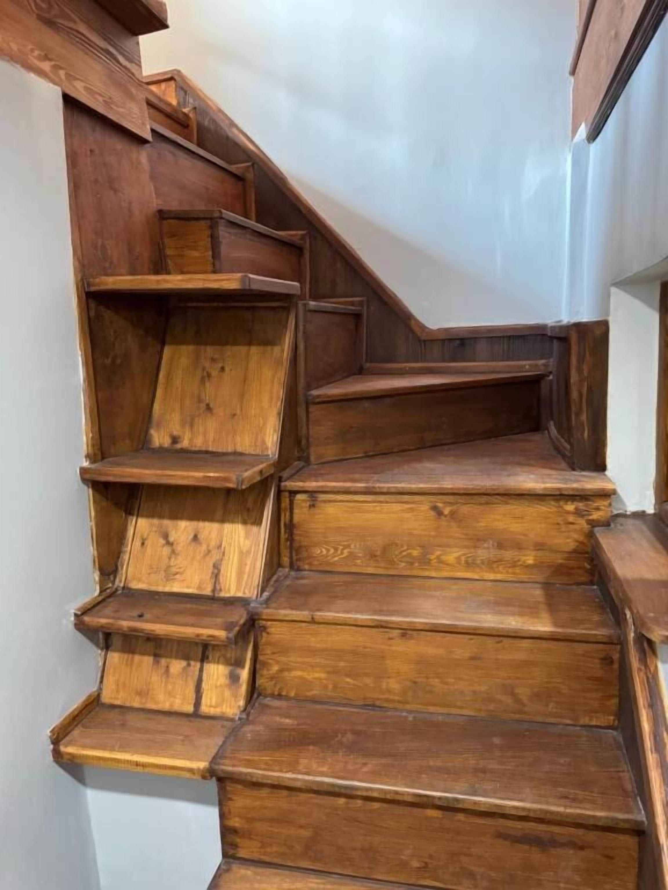 Economy Duplex | Bahagian dalam