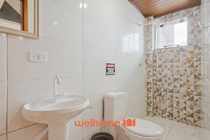 Shower - Casa em Pontal do Parana com Piscina (Pontal do Paraná)