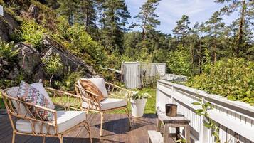 Cabin, 3 phòng ngủ, ban công, quang cảnh vườn | Hiên