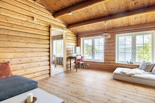 Cabin, 30 m to the Sea, 25 min Oslo, 10 min Tusenfryd