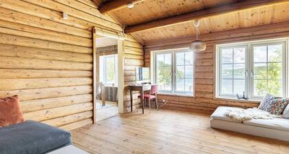 Cabin, 30 m to the Sea, 25 min Oslo, 10 min Tusenfryd