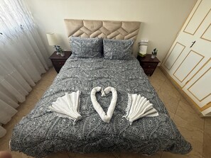 1 habitación, tabla de planchar con plancha, wifi y ropa de cama 