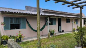 Exterior - Pink House Beach and Relaxation (Balneário Arroio do Silva)